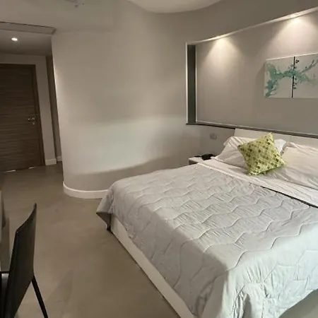 Quadrifoglio Hotel 4*
