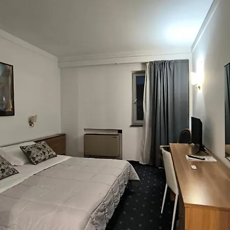 Szálloda Quadrifoglio 4*