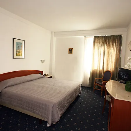 Quadrifoglio Hotel