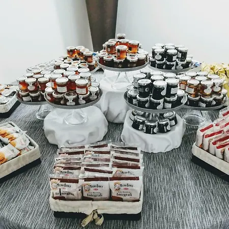 Hotel Quadrifoglio Castello di Cisterna